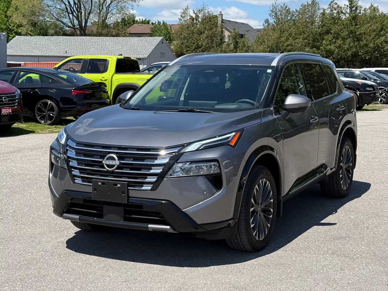 Nissan Rogue снимка Nissan Rogue