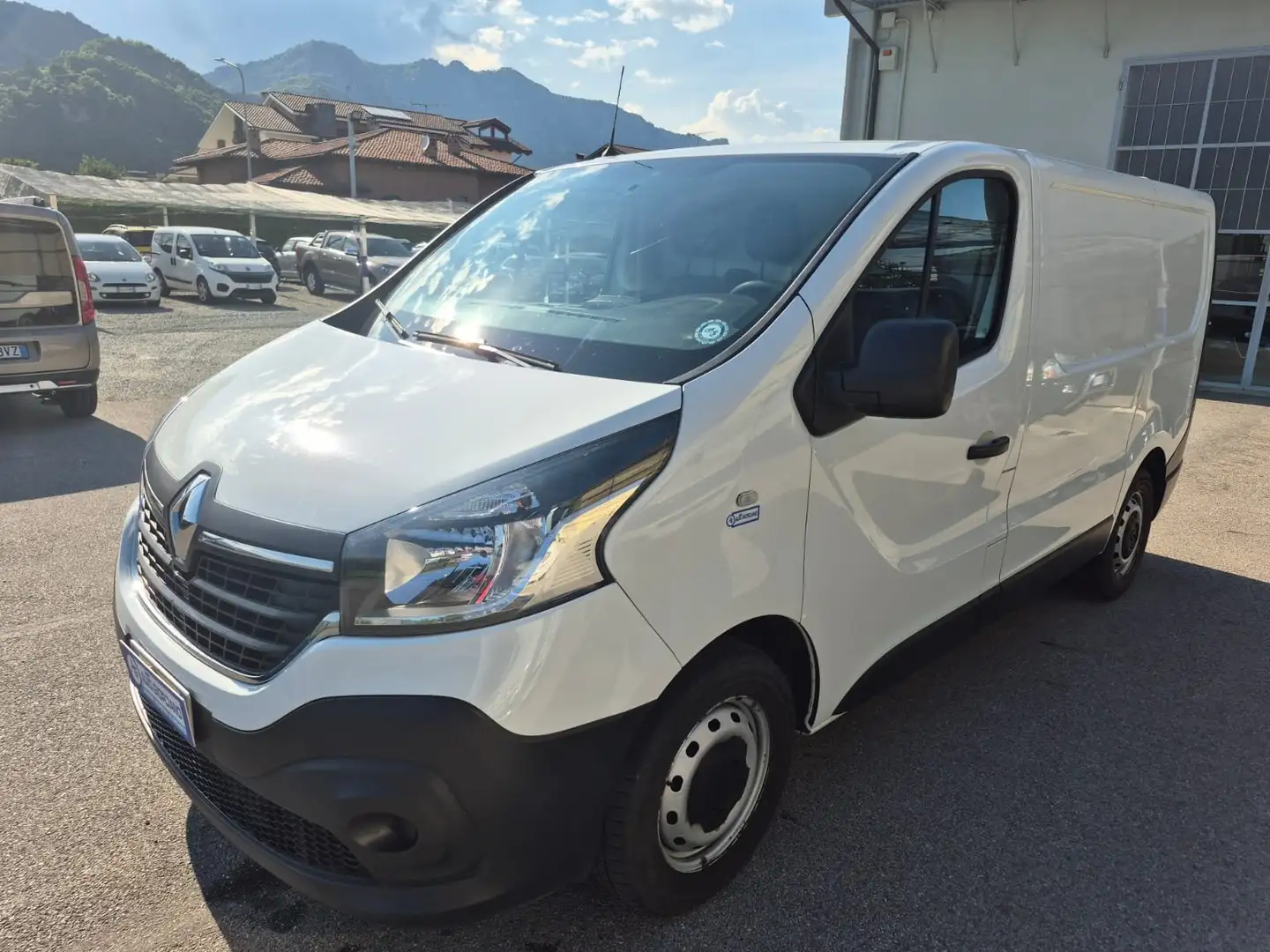 Renault Trafic 2.0 DCI  120CV  PERFETTO EURO 6 D TEMP Bianco - 1