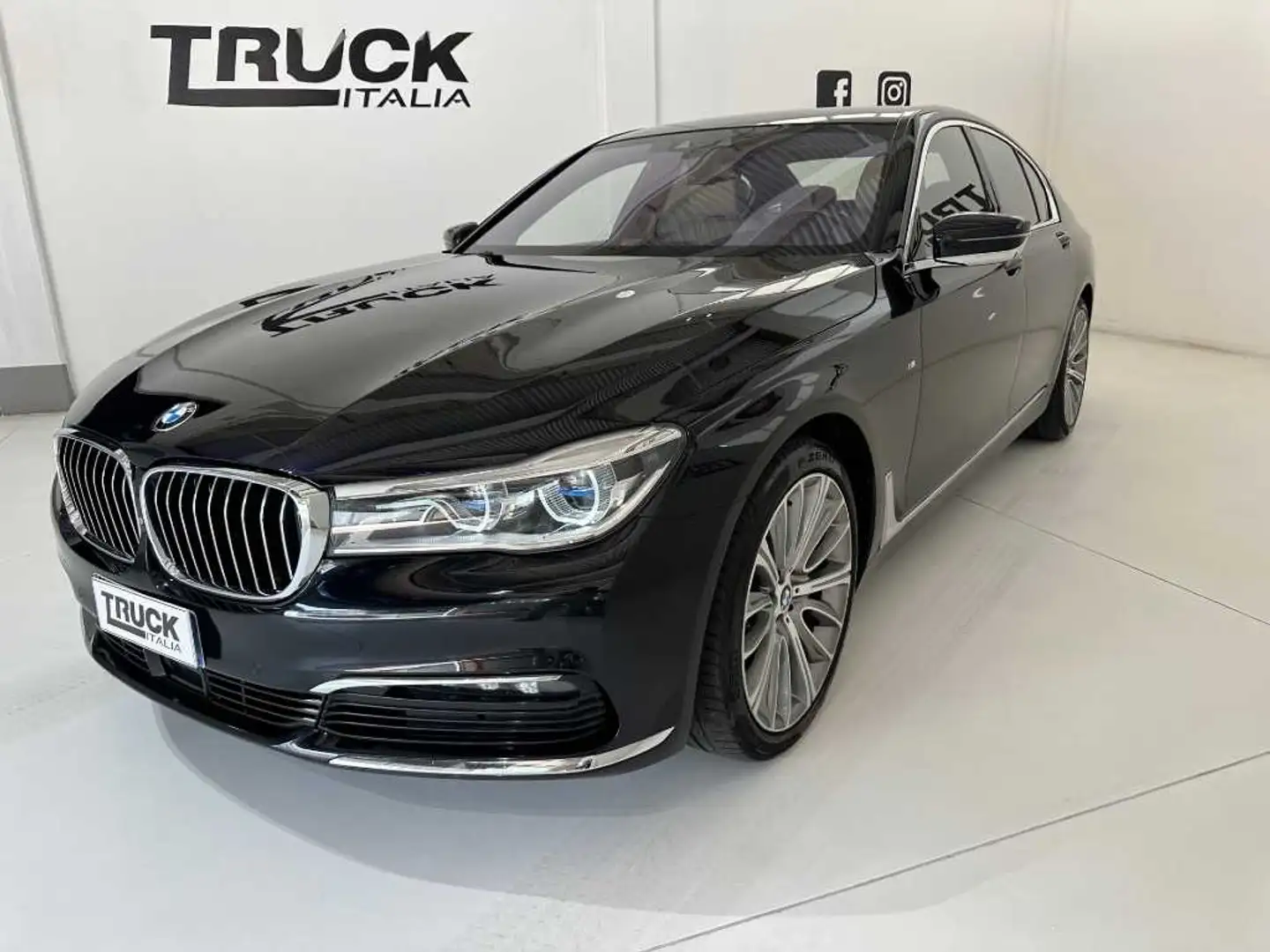 BMW 750 - 750d xdrive Luxury auto my18 Negro - 1