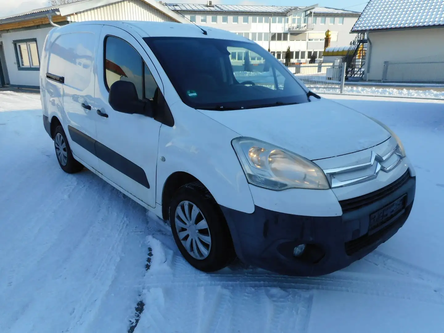 Citroen Berlingo Kasten Niveau B L2 HU 11/2027 AHK Weiß - 1