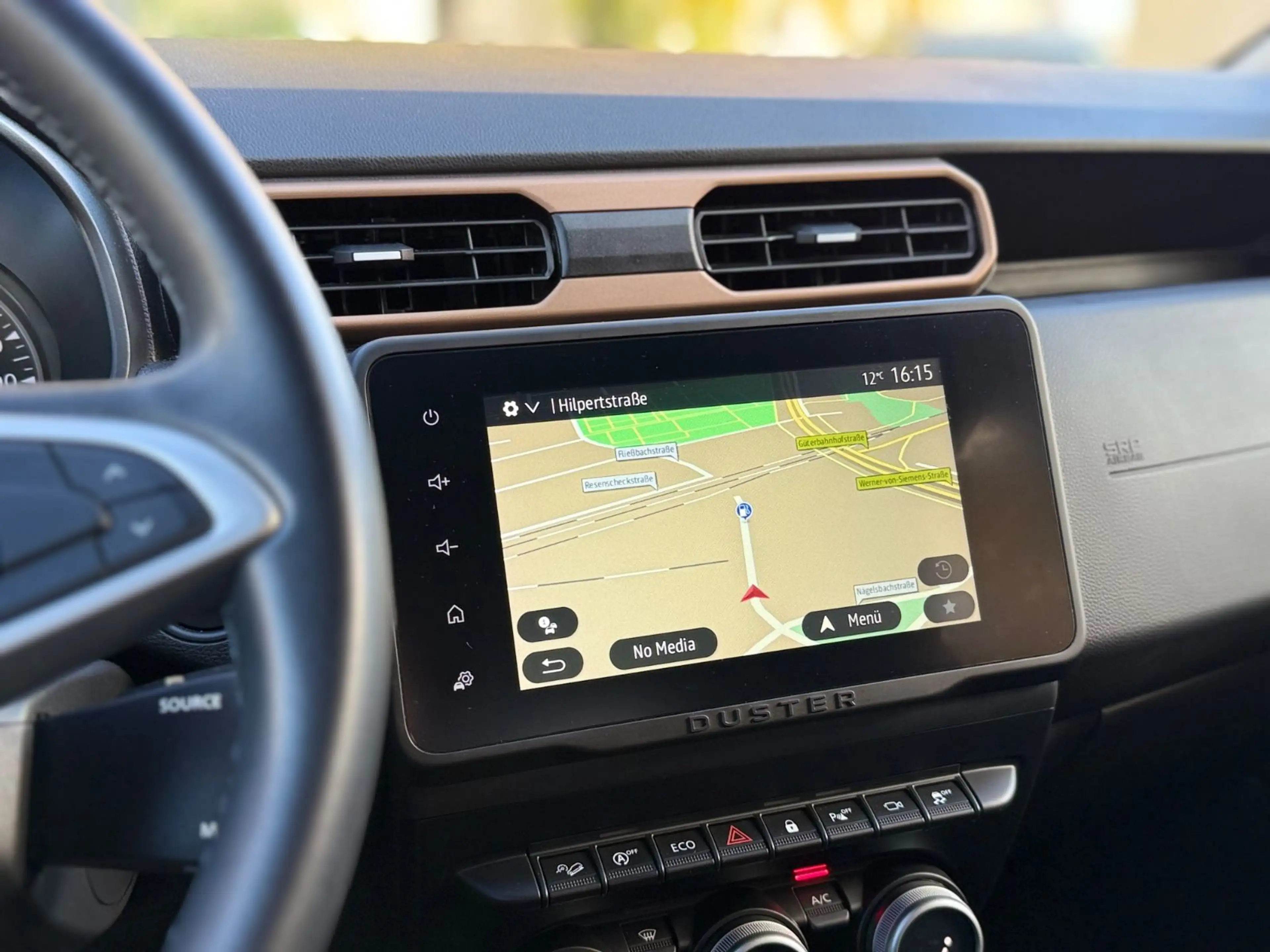 Dacia Duster II Extreme+ 4WD 360CAM NAVI SHZ KLIMA — photo 10