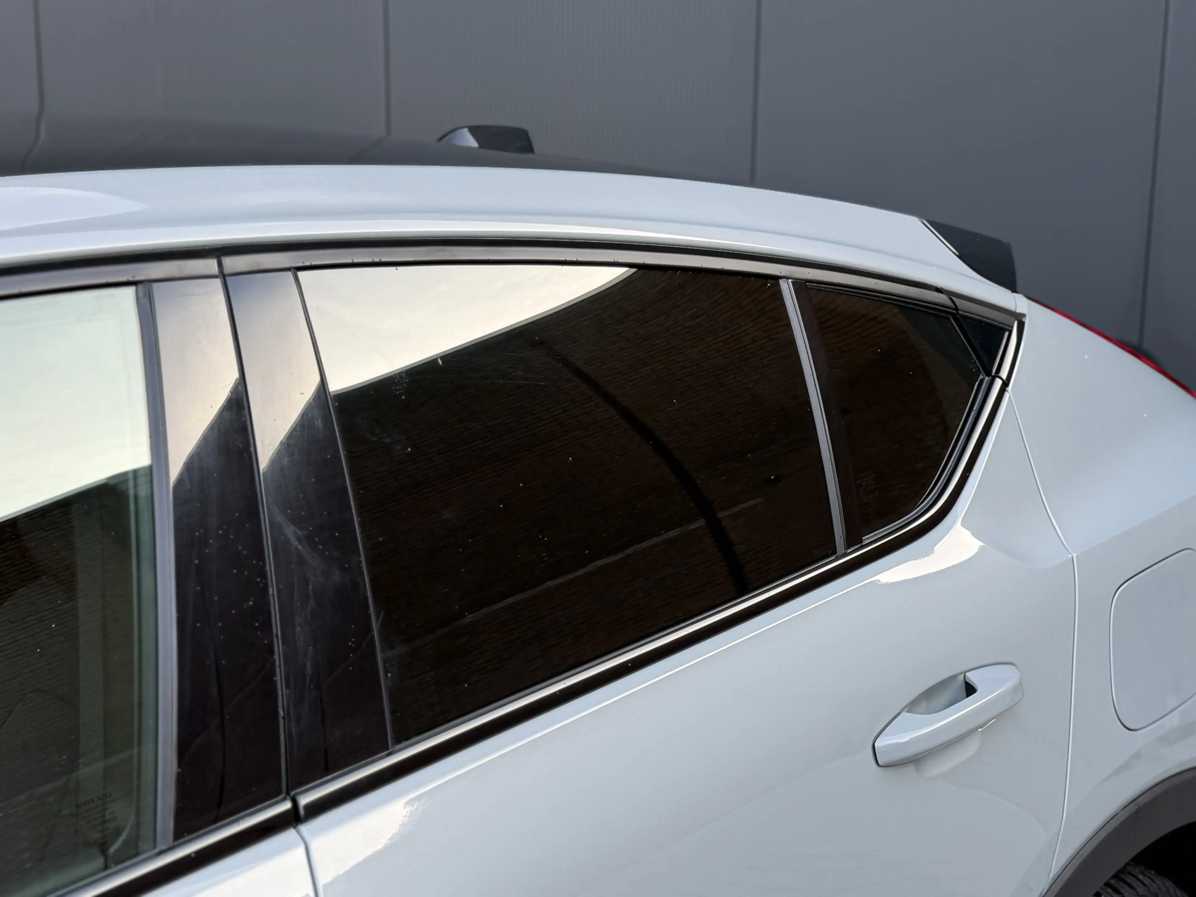 Volvo C40 Single Motor Extended Range Ultimate 82 kWh — photo 5