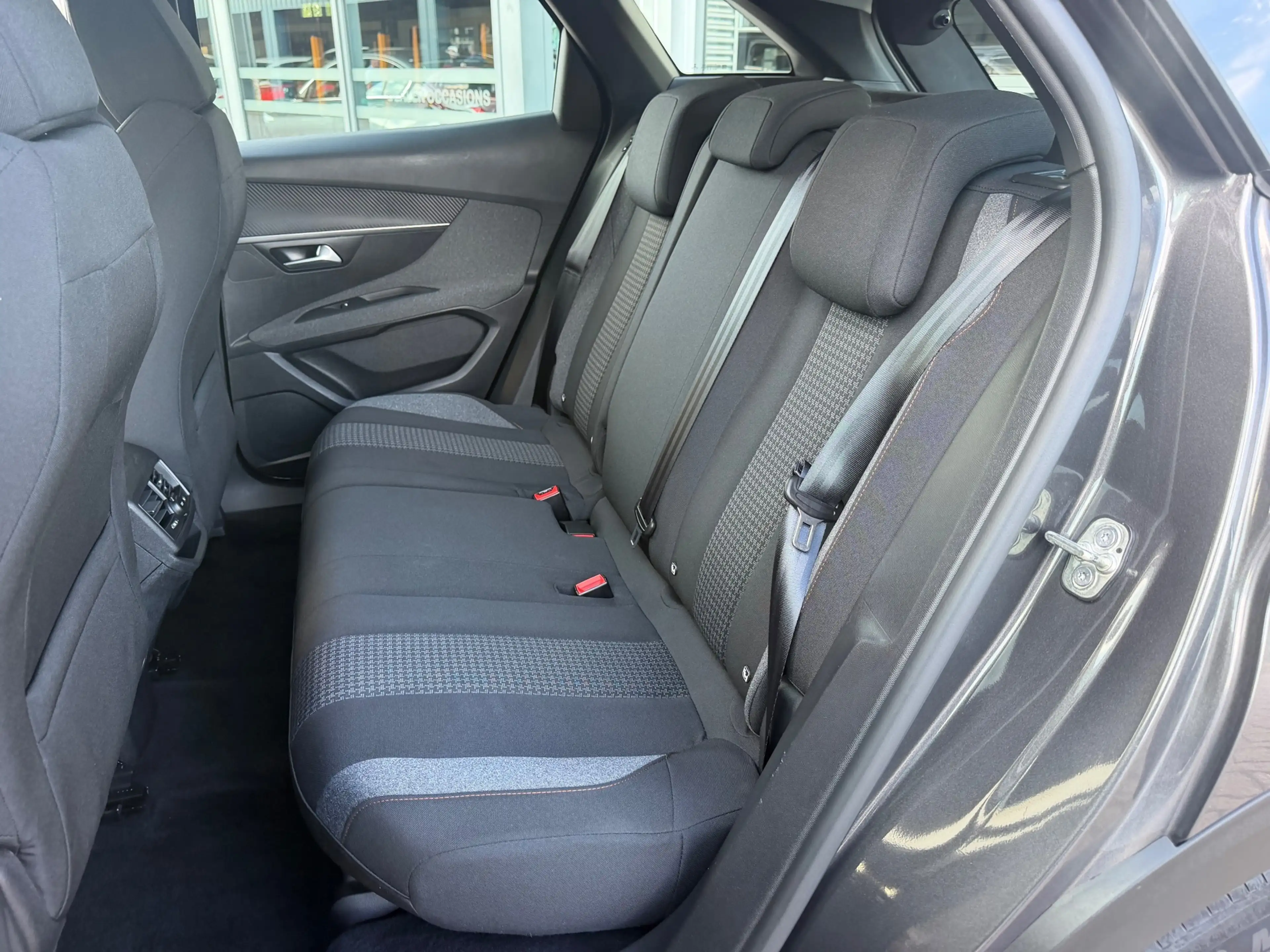 Peugeot 3008 1.2 PureTech Active Pack Business Airco Lmv Cruise — photo 11