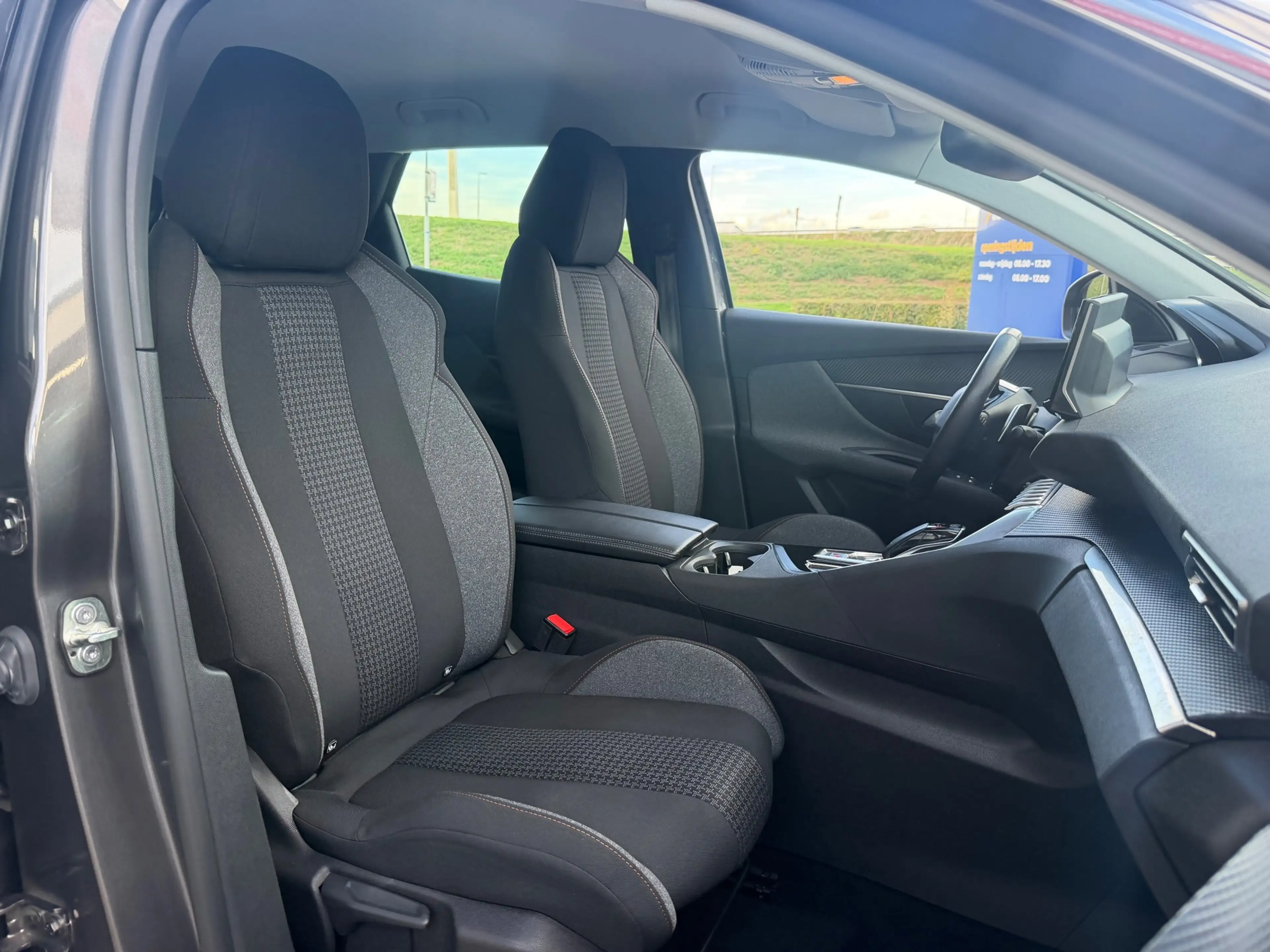Peugeot 3008 1.2 PureTech Active Pack Business Airco Lmv Cruise — photo 21