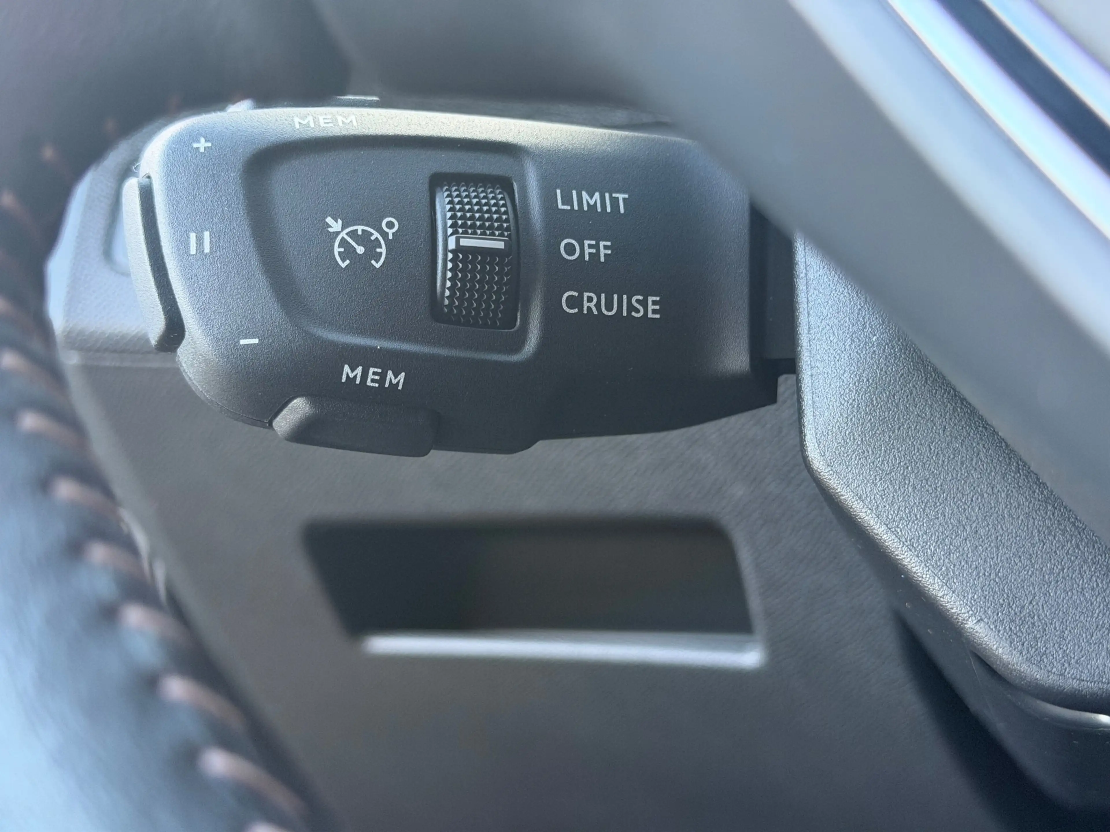 Peugeot 3008 1.2 PureTech Active Pack Business Airco Lmv Cruise — photo 8