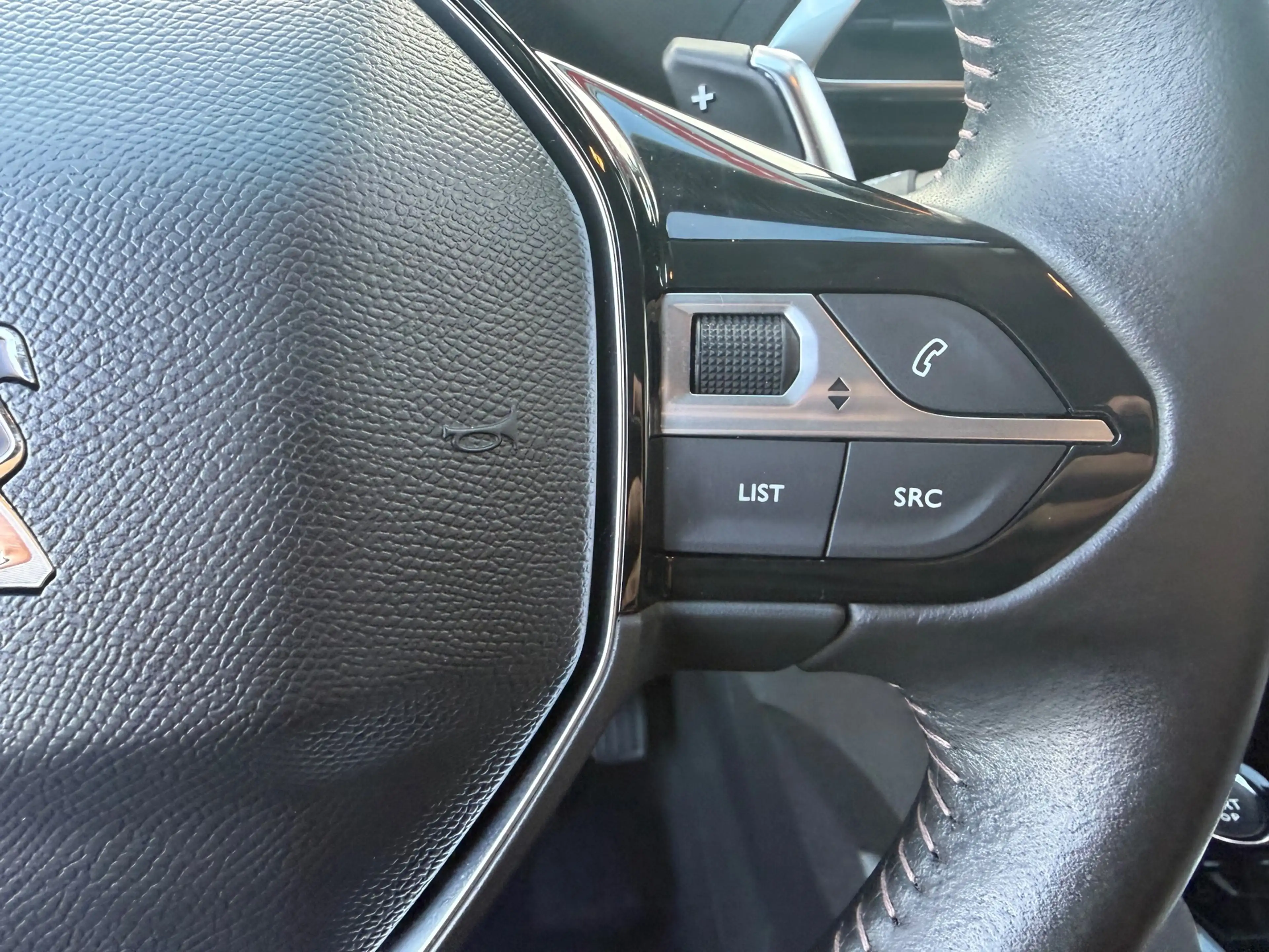 Peugeot 3008 1.2 PureTech Active Pack Business Airco Lmv Cruise — photo 7