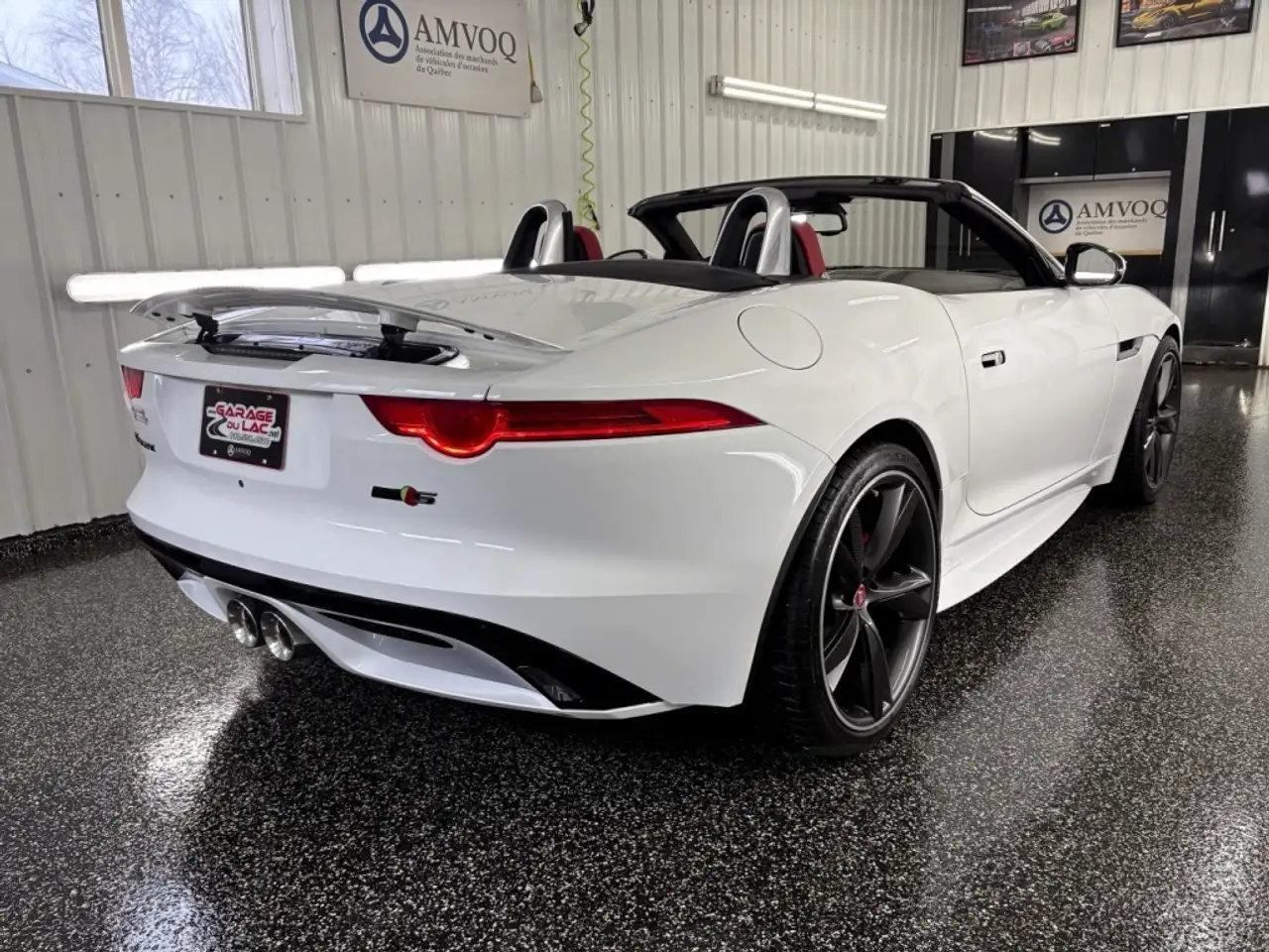 Jaguar F-Type снимка Jaguar F-Type
