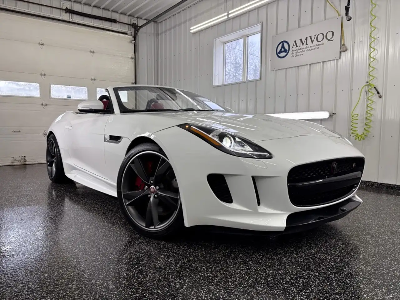 Jaguar F-Type снимка Jaguar F-Type