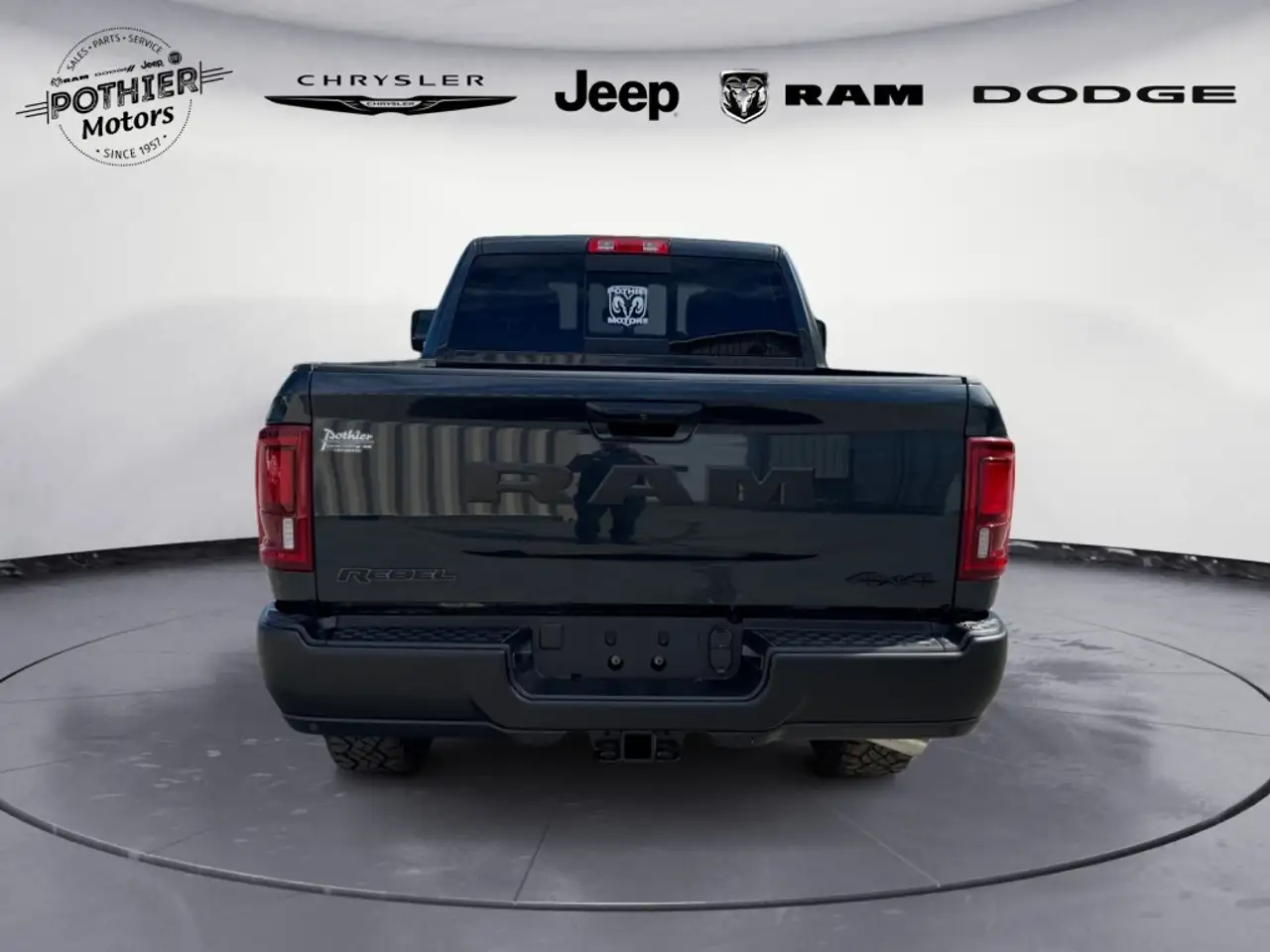 RAM 2500 снимка RAM 2500