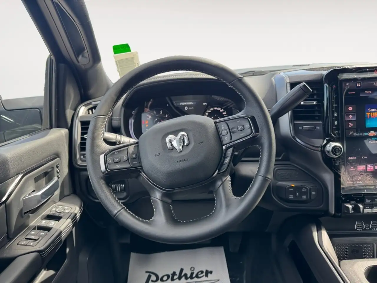 RAM 2500 снимка RAM 2500