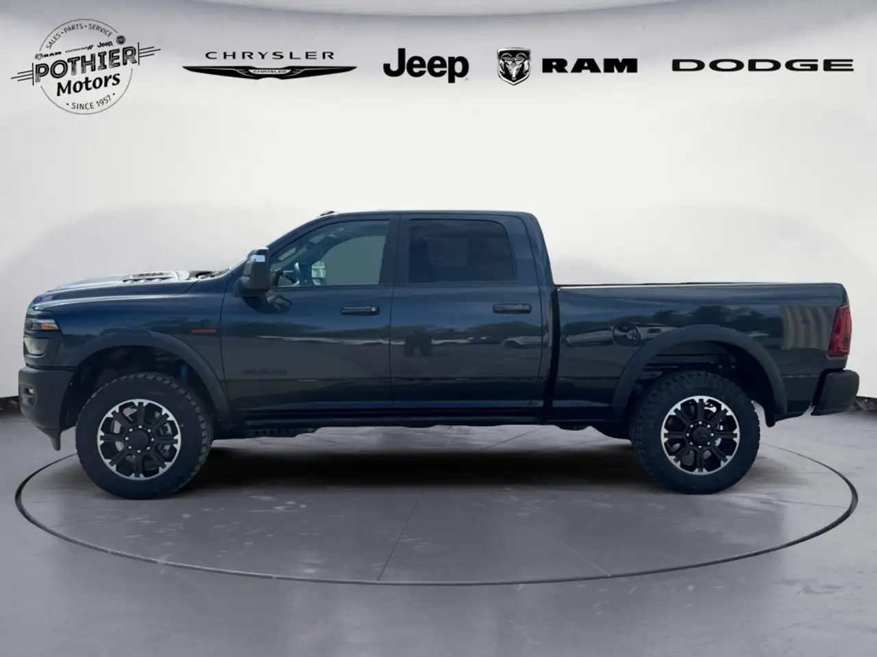 RAM 2500 снимка RAM 2500