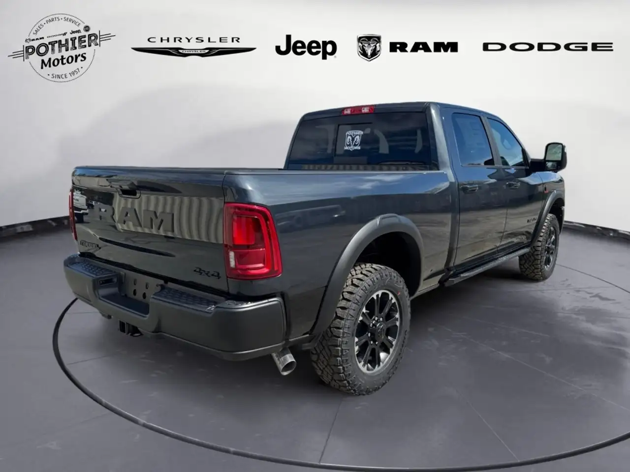 RAM 2500 снимка RAM 2500