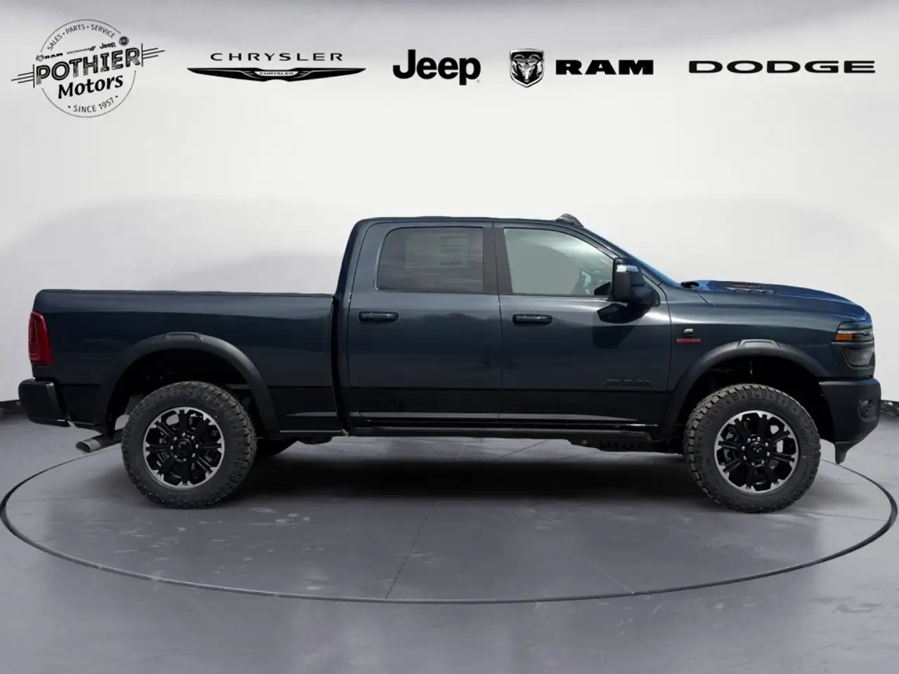 RAM 2500 снимка RAM 2500