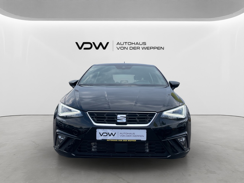 SEAT Ibiza FR TSI DSG Navi ACC SHZ Keyless Voll-LED — photo 2