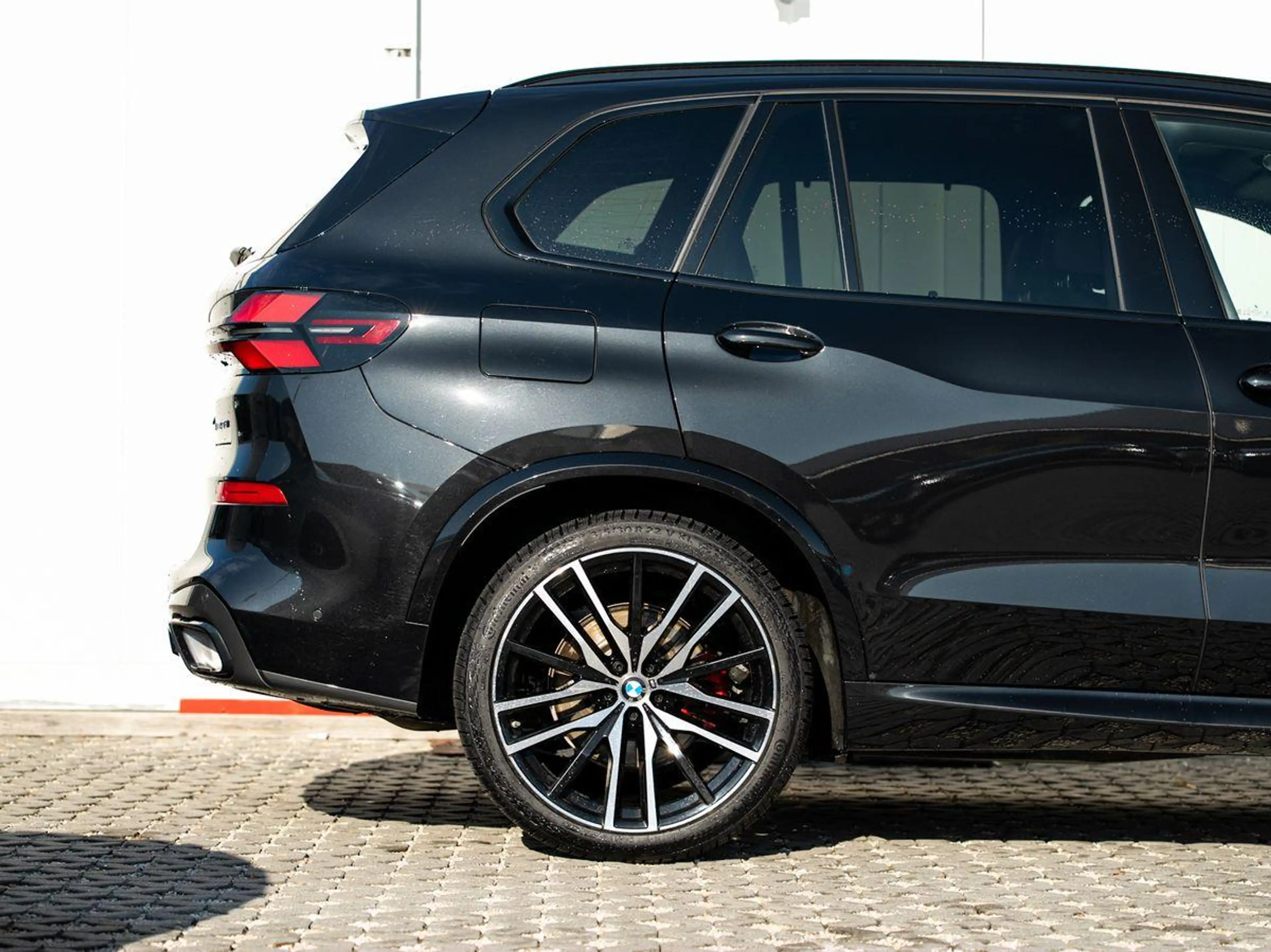 BMW X5 xDrive40d M-SportPRO StdHz SkyL AHK Sitzlüft — photo 5