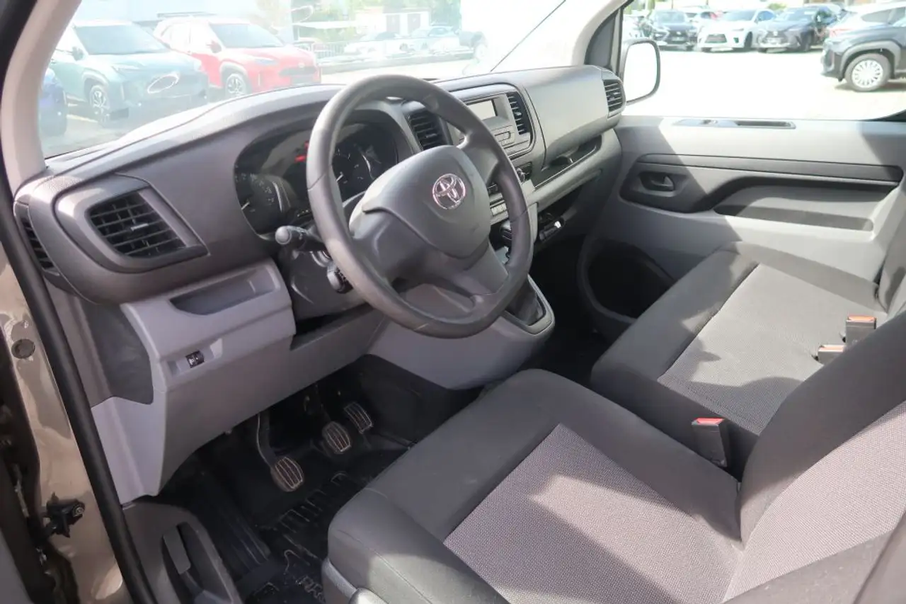 Toyota Proace 1,5-l-D-4D L2 (9-Si.) Verso Shuttle, миниатюра 8