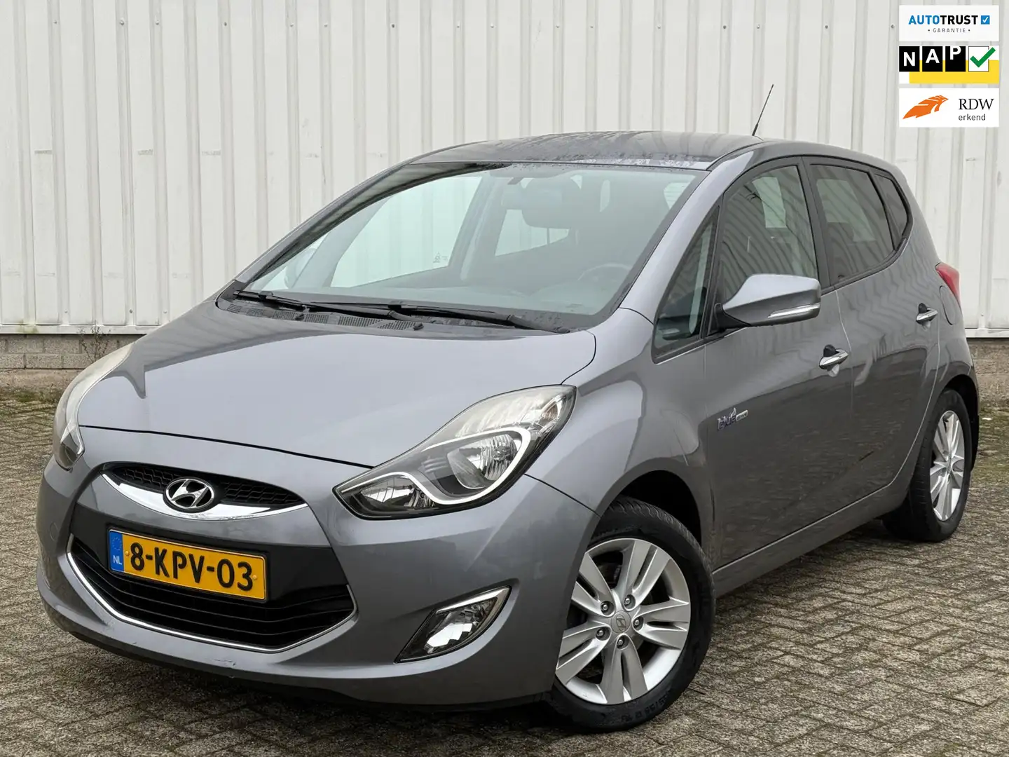 Hyundai iX20 1.4i i-Vision 2e Eigenaar,Airco,Trekhaak,CruiseCon Gris - 1