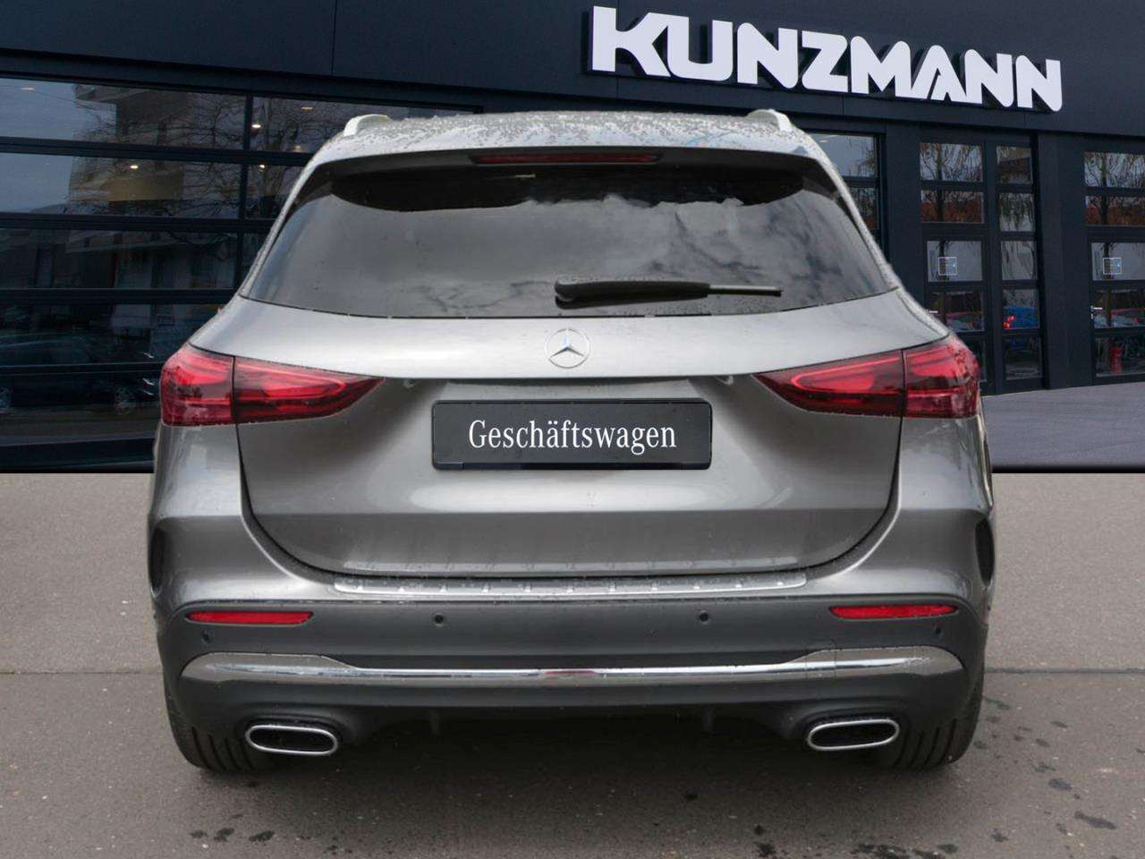 Mercedes-Benz GLA 220