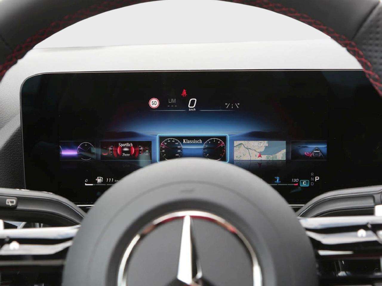 Mercedes-Benz GLA 220