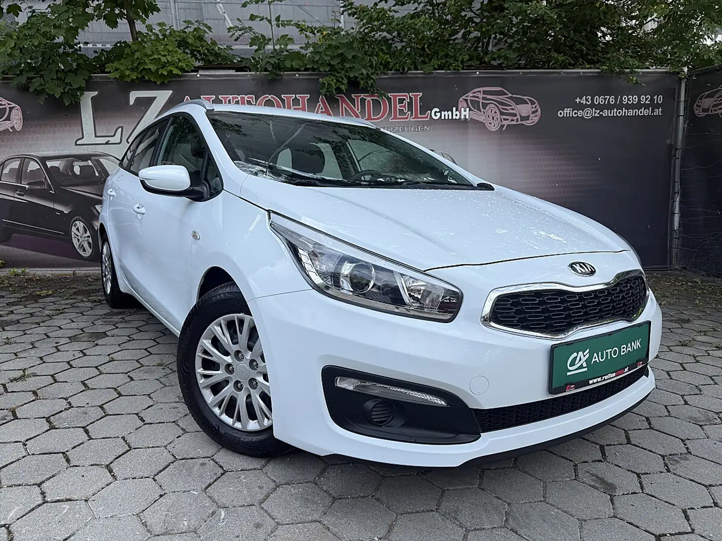 Kia Ceed SW / cee'd SW cee'd SW 1,4 MPI Titan Weiß - 1
