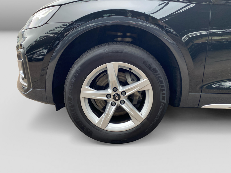 Audi Q5 Advanced 40TDI qua S-Trc Virtual CAM Pano AHK — photo 5