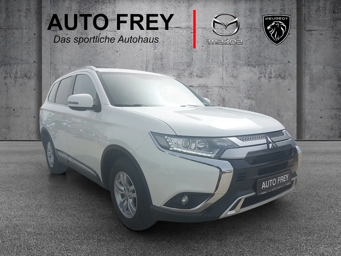 Mitsubishi Outlander 2.0 2WD Active+ANHÄNGEKUPPLUNG+WINTERRÄDER+KAMERA+ Weiß - 1