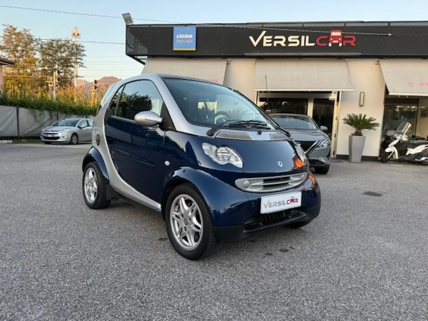 smart forTwo fortwo 800 coupé passion cdi Blauw - 1