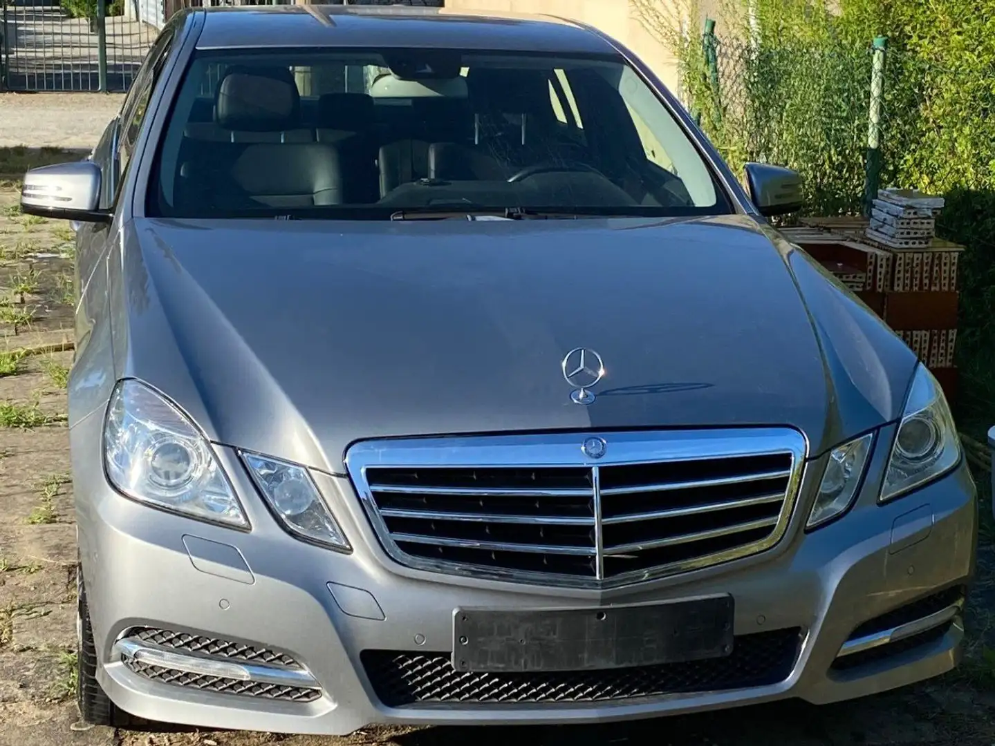 Mercedes-Benz E 200 E 200 BlueEFFICIENCY 7G-TRONIC Avantgarde Gris - 2