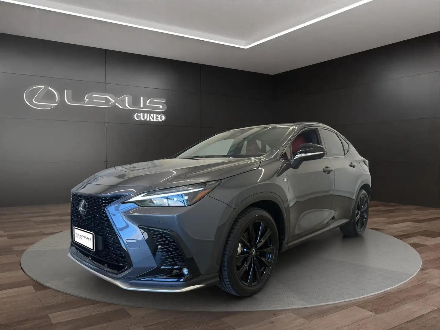 Lexus NX 450h+ NX 450h+ 2.5 phev F-Sport 4wd e-cvt Silber - 1