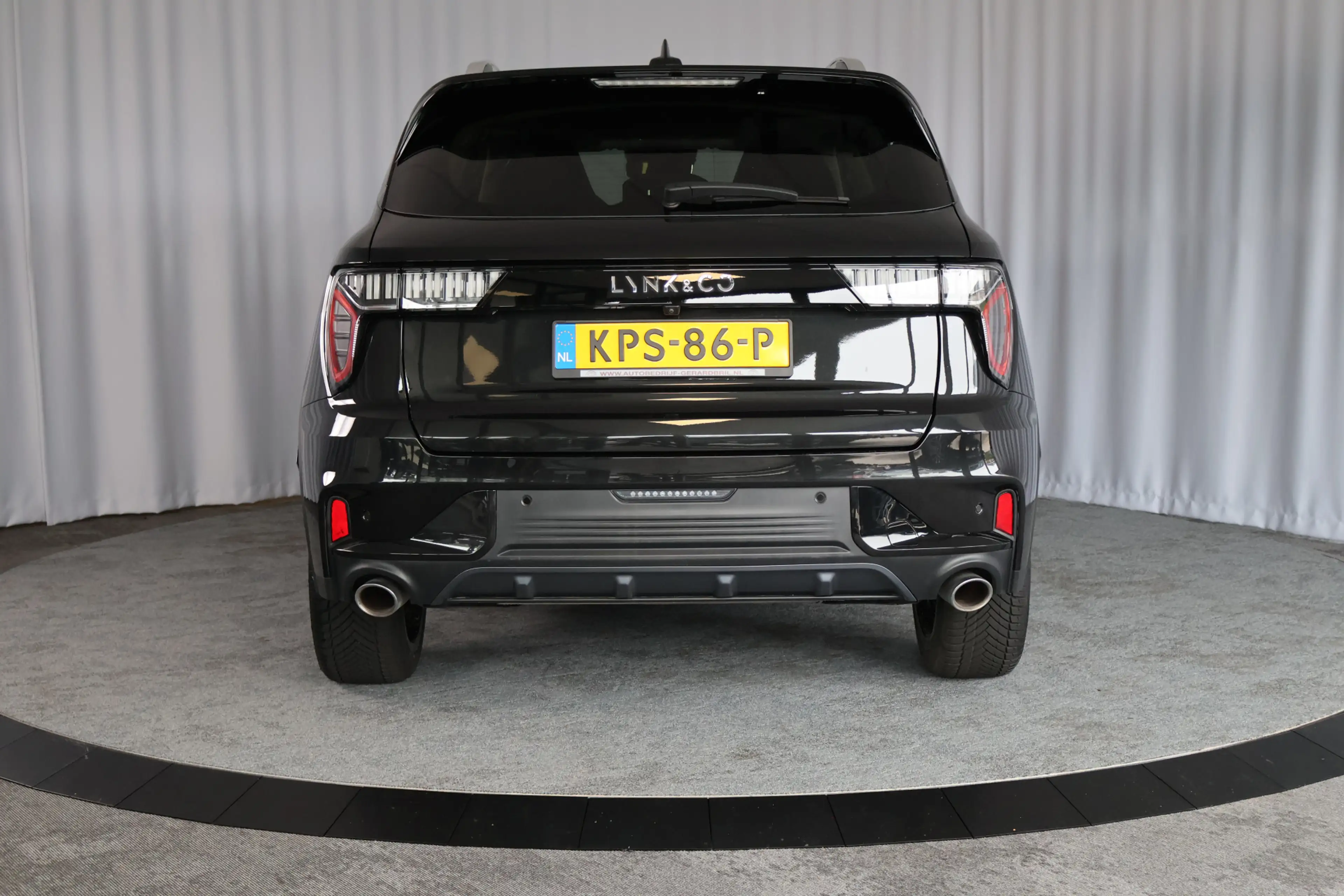 Lynk & Co 01 1.5 PHEV, Pano, 360 Camera, — photo 33
