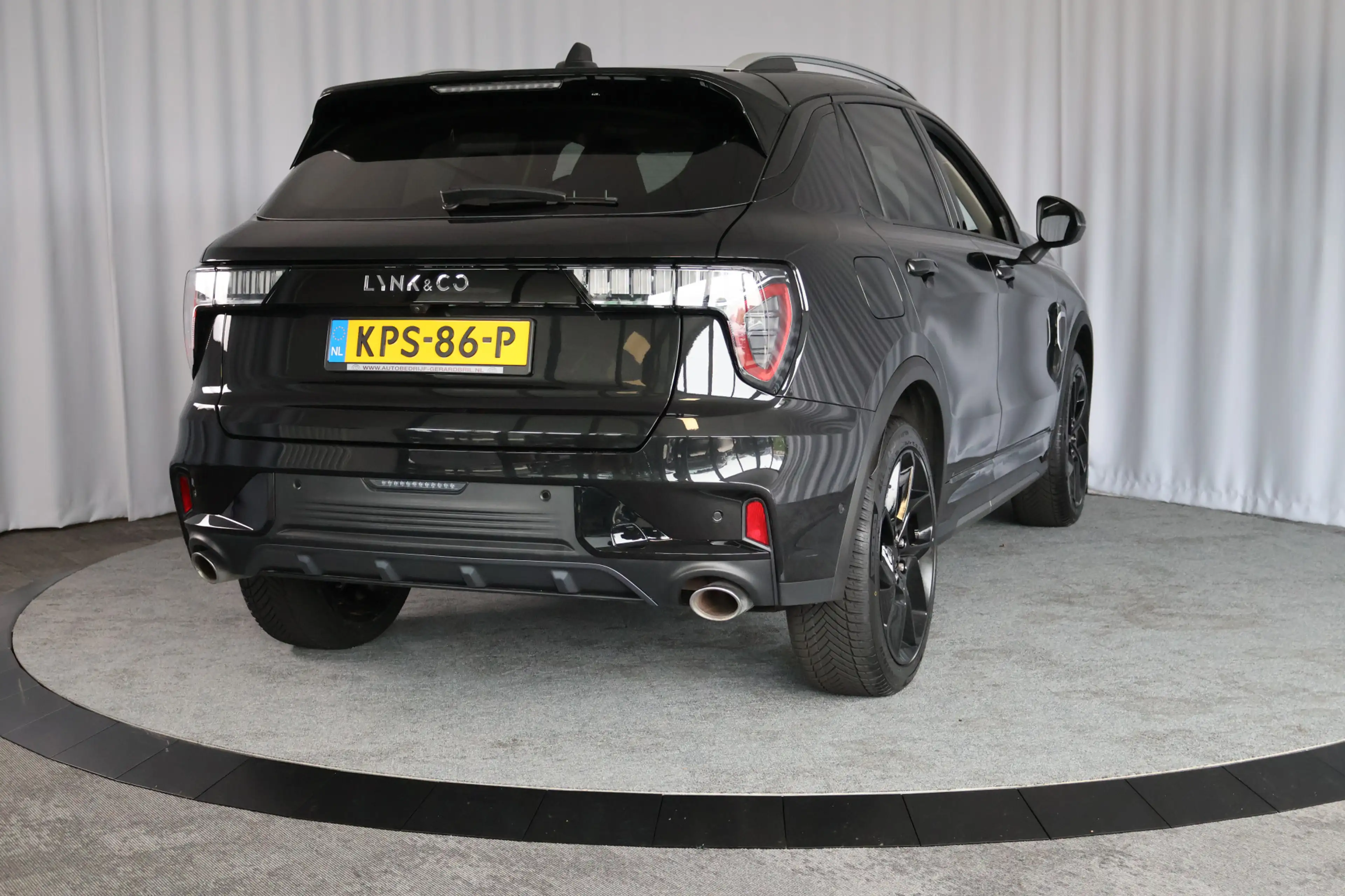 Lynk & Co 01 1.5 PHEV, Pano, 360 Camera, — photo 3
