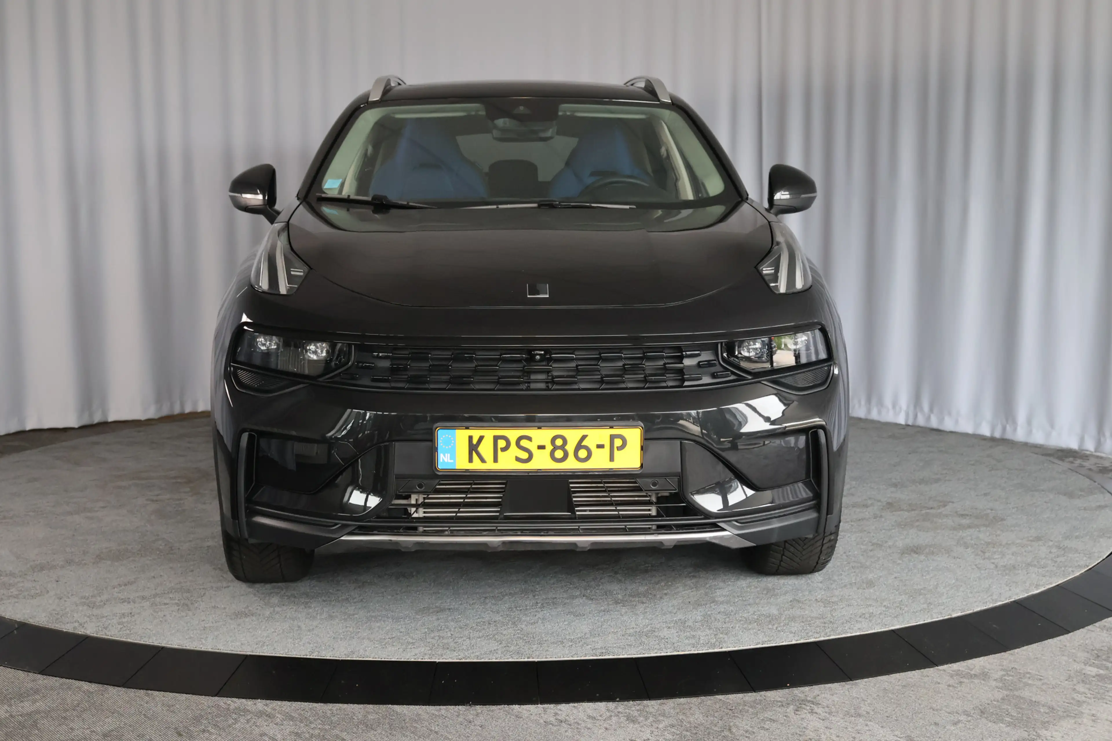 Lynk & Co 01 1.5 PHEV, Pano, 360 Camera, — photo 30
