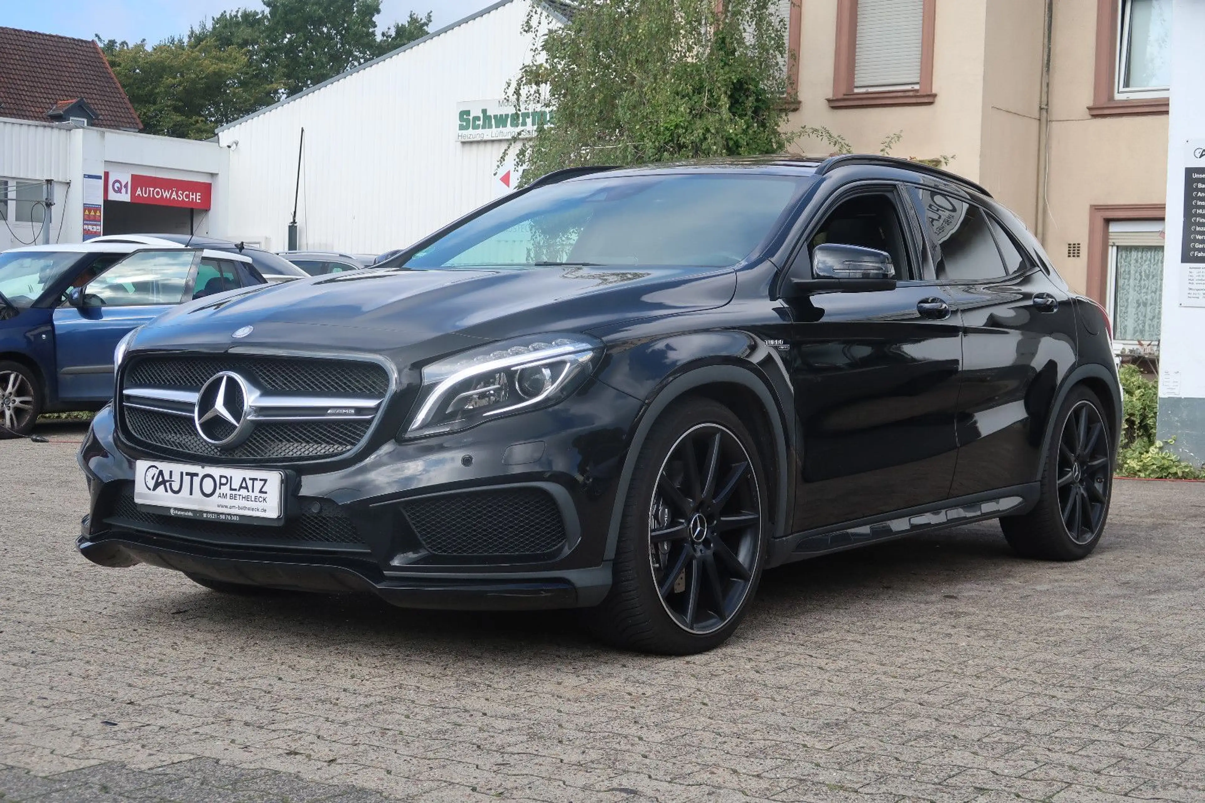 Mercedes-Benz GLA 45 AMG 4Matic *PANORAMA *LEDER *KAMERA — photo 5