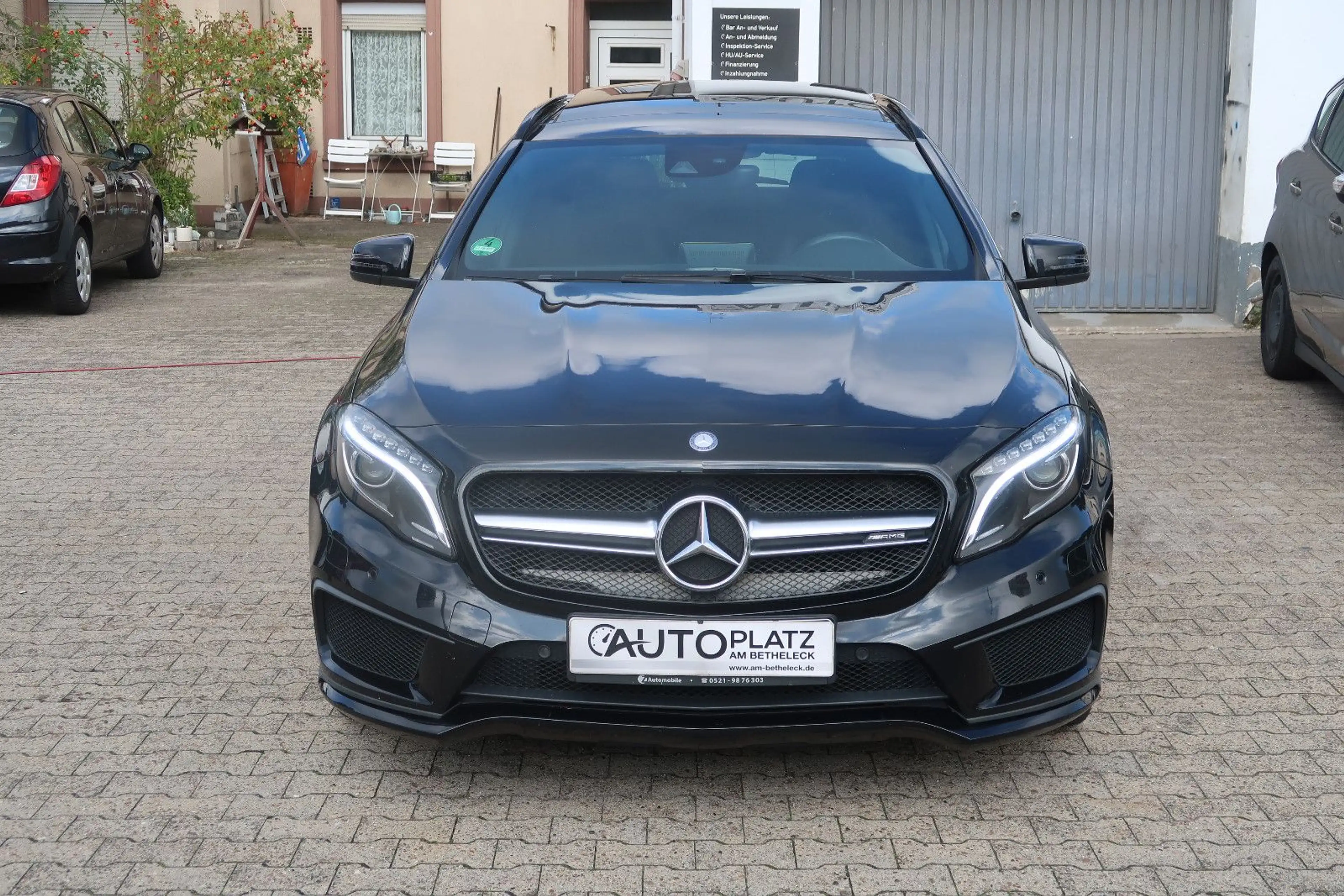 Mercedes-Benz GLA 45 AMG 4Matic *PANORAMA *LEDER *KAMERA — photo 4