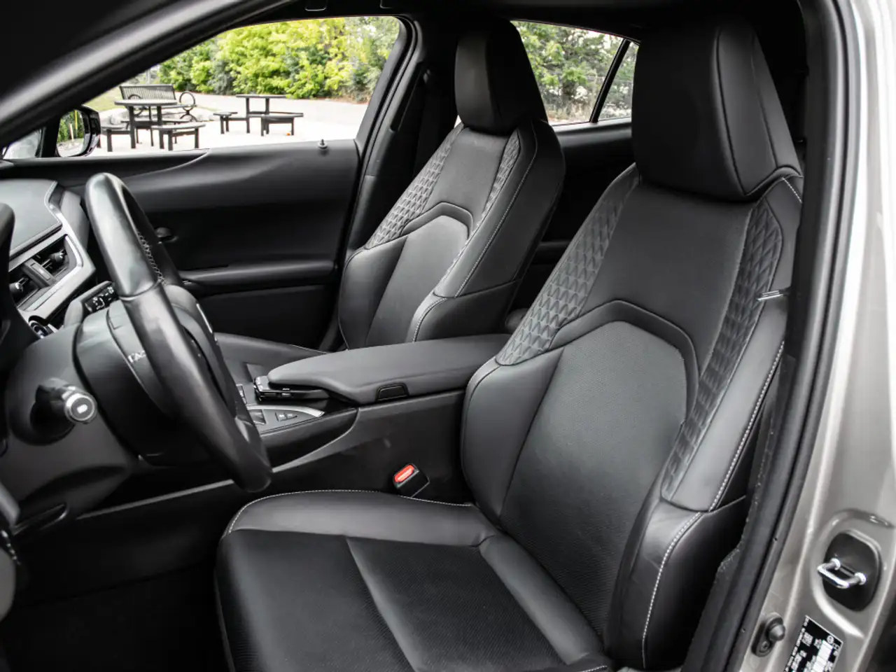 Lexus UX fotografie Lexus UX