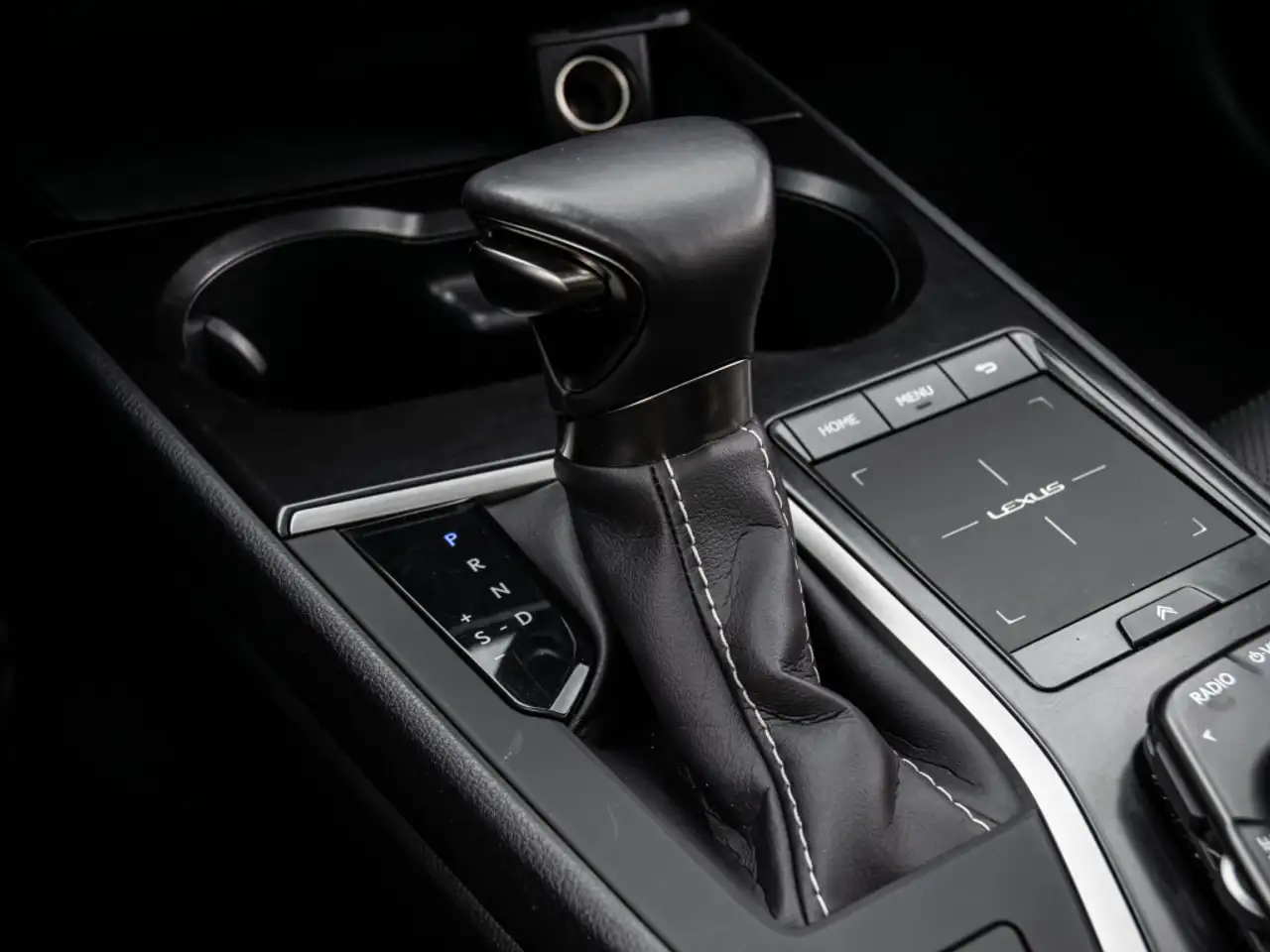 Lexus UX fotografie Lexus UX