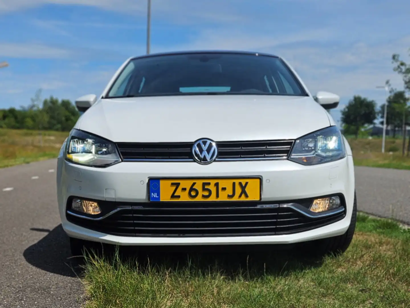 Volkswagen Polo Polo 1.2 TSI First Edition Wit - 1
