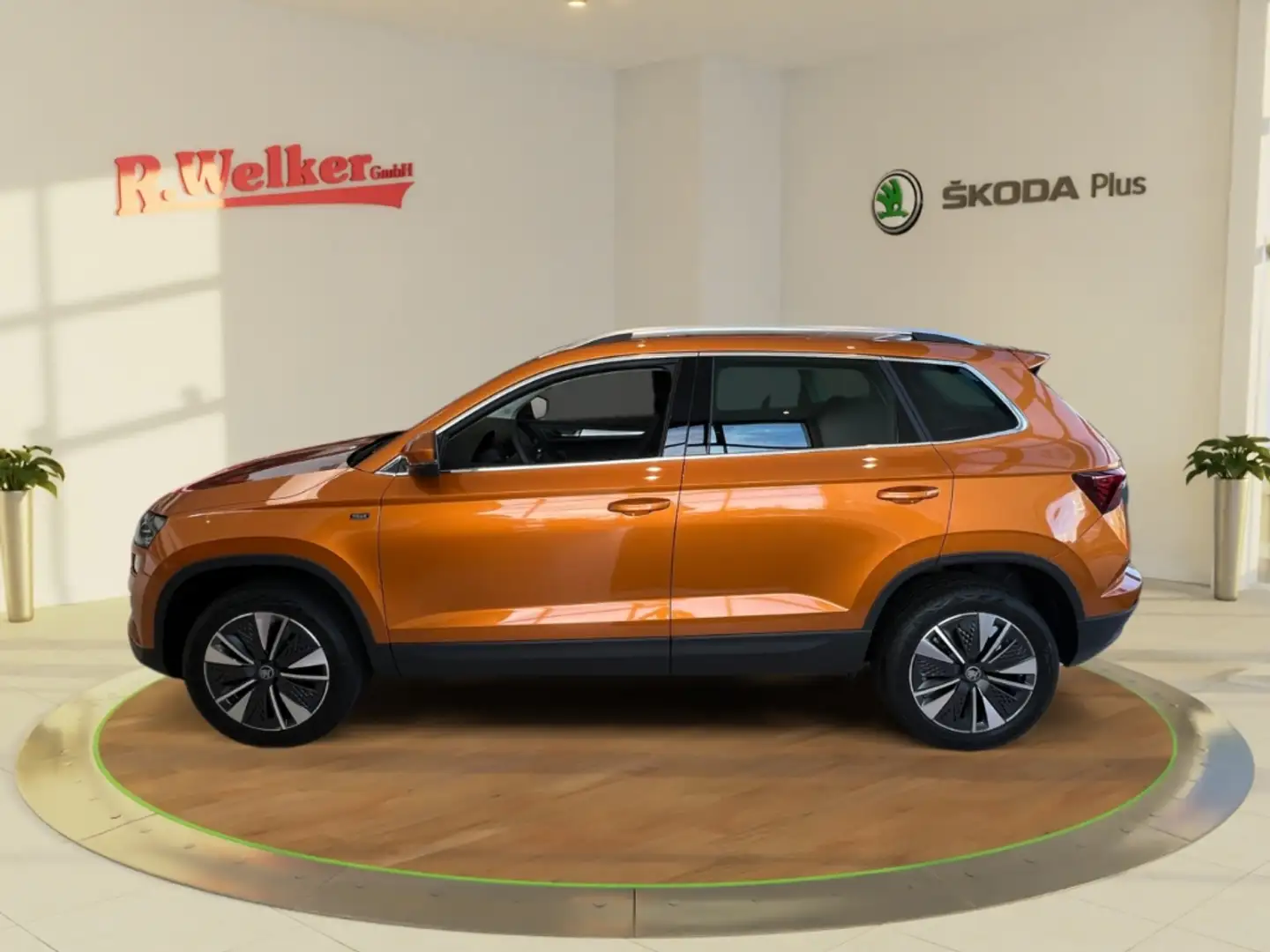 Skoda Karoq Tour 1.5 TSI ''AHK''Fahrassistenz Plus''Infotainme Oranje - 2
