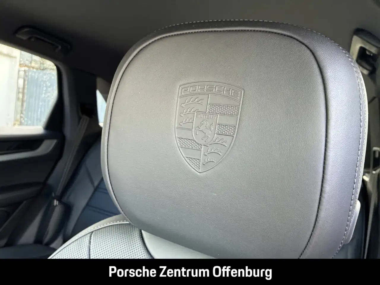 Porsche Cayenne E-Hybrid HUD AHK-el. klappb. Navi Leder Memory Sit 15