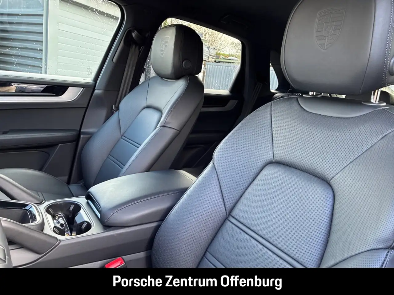 Porsche Cayenne E-Hybrid HUD AHK-el. klappb. Navi Leder Memory Sit 5