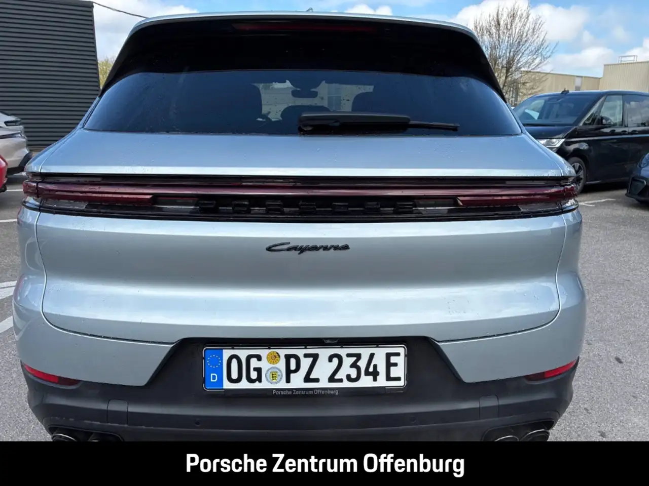 Porsche Cayenne E-Hybrid HUD AHK-el. klappb. Navi Leder Memory Sit 8