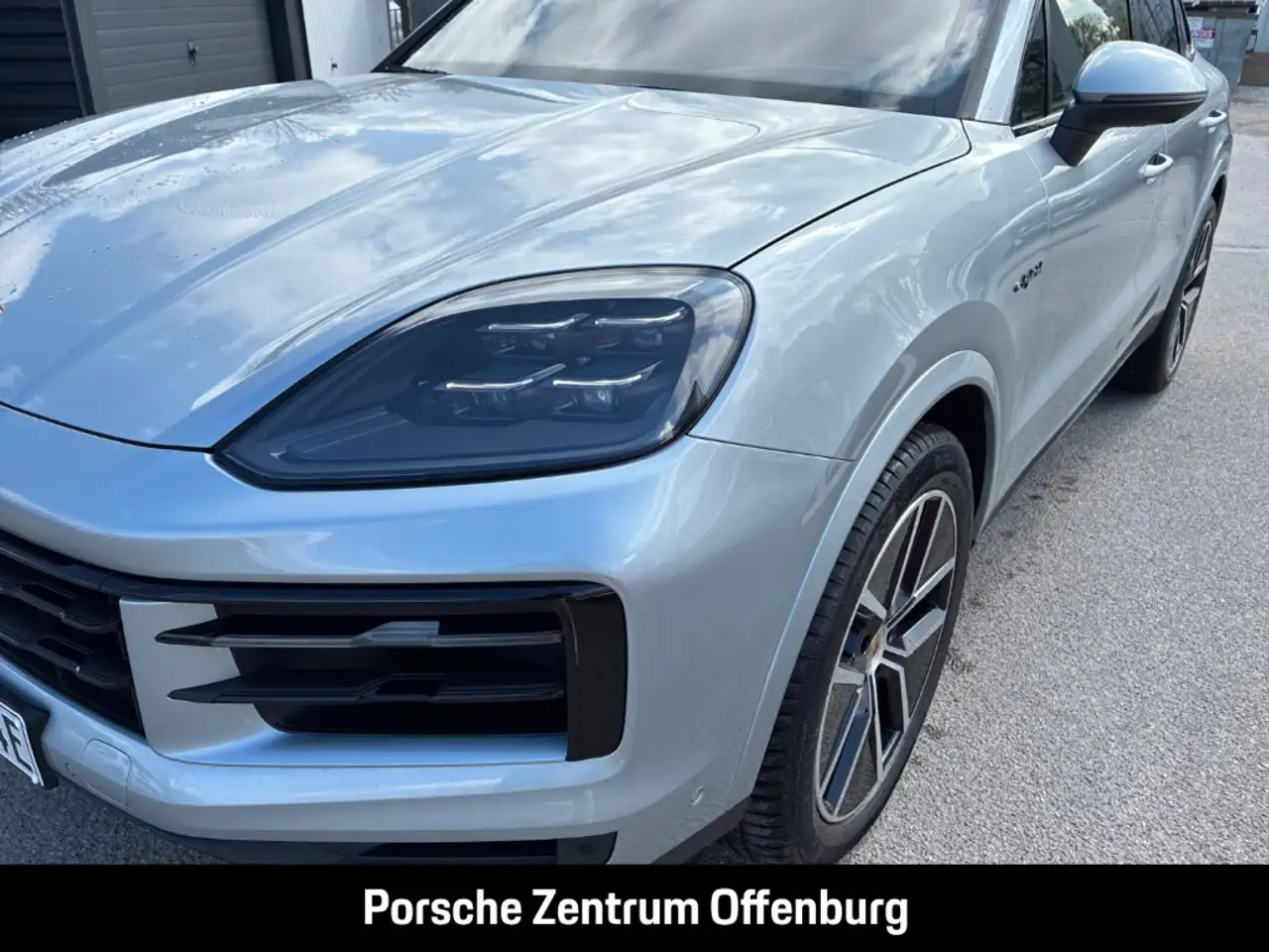 Porsche Cayenne E-Hybrid HUD AHK-el. klappb. Navi Leder Memory Sit 9