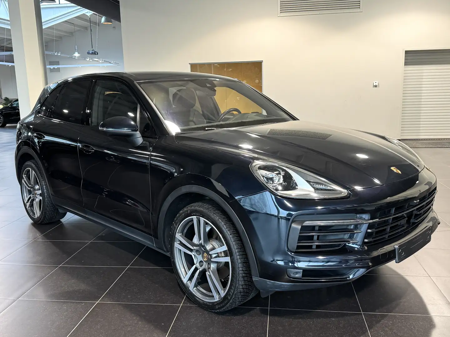 Porsche Cayenne 3.0 V6 Air Suspension, Rear Axxle Steering, 360 Ca Blau - 2