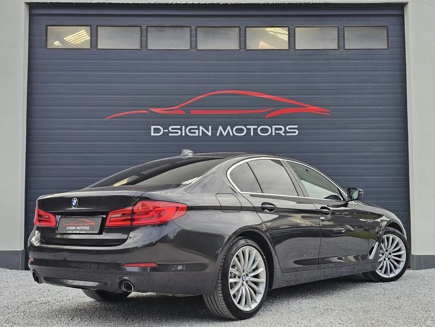BMW 520 iA (184ch) AUT LUXURY PACK 2017 145.216km GARANTIE Gris - 2
