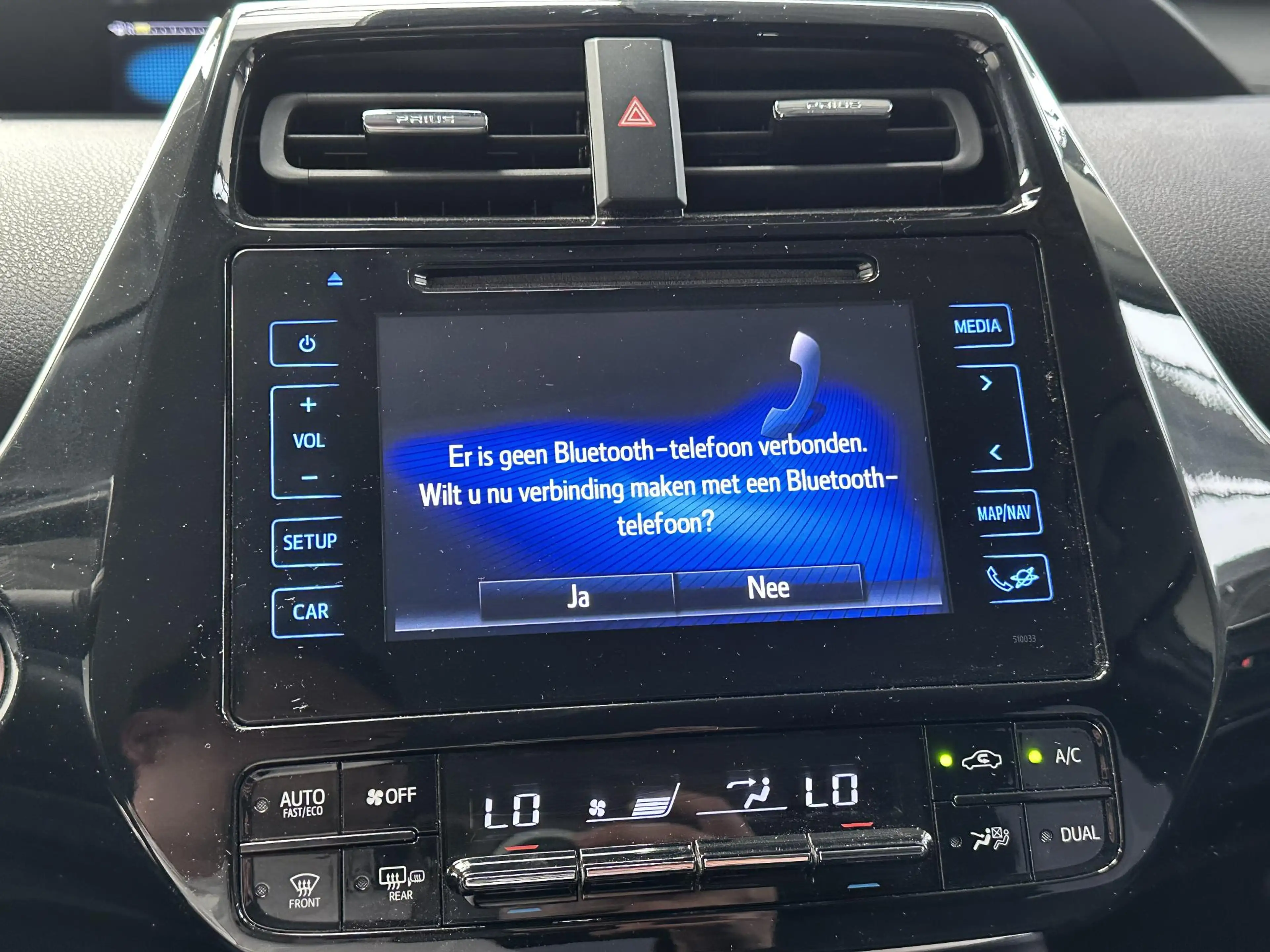 Toyota Prius 1.8 Executive — photo 13