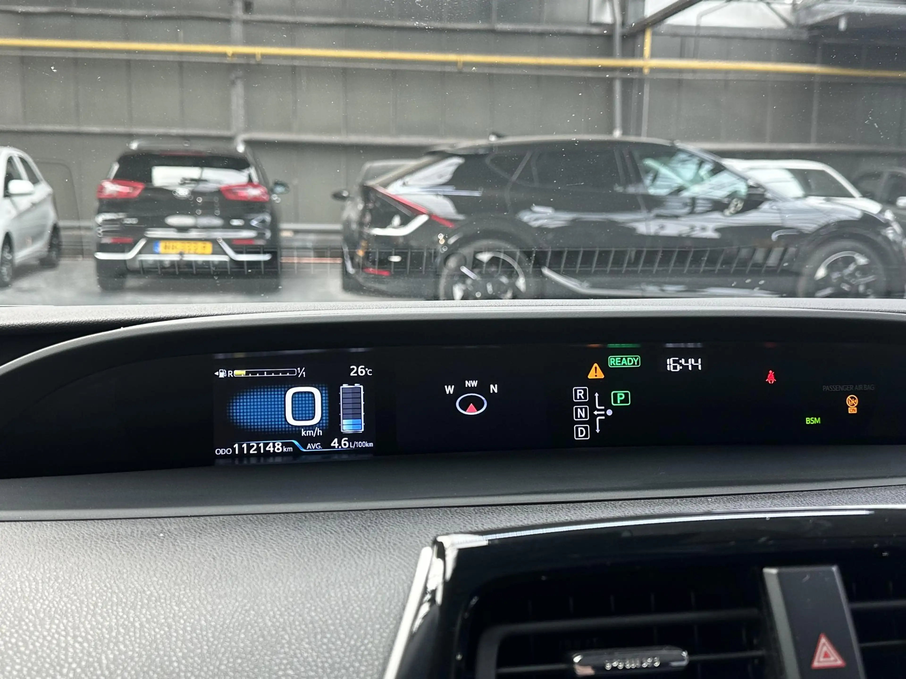 Toyota Prius 1.8 Executive — photo 5