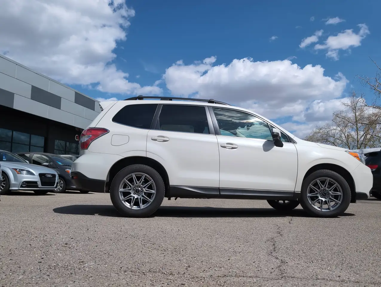 Subaru Forester photo Subaru Forester