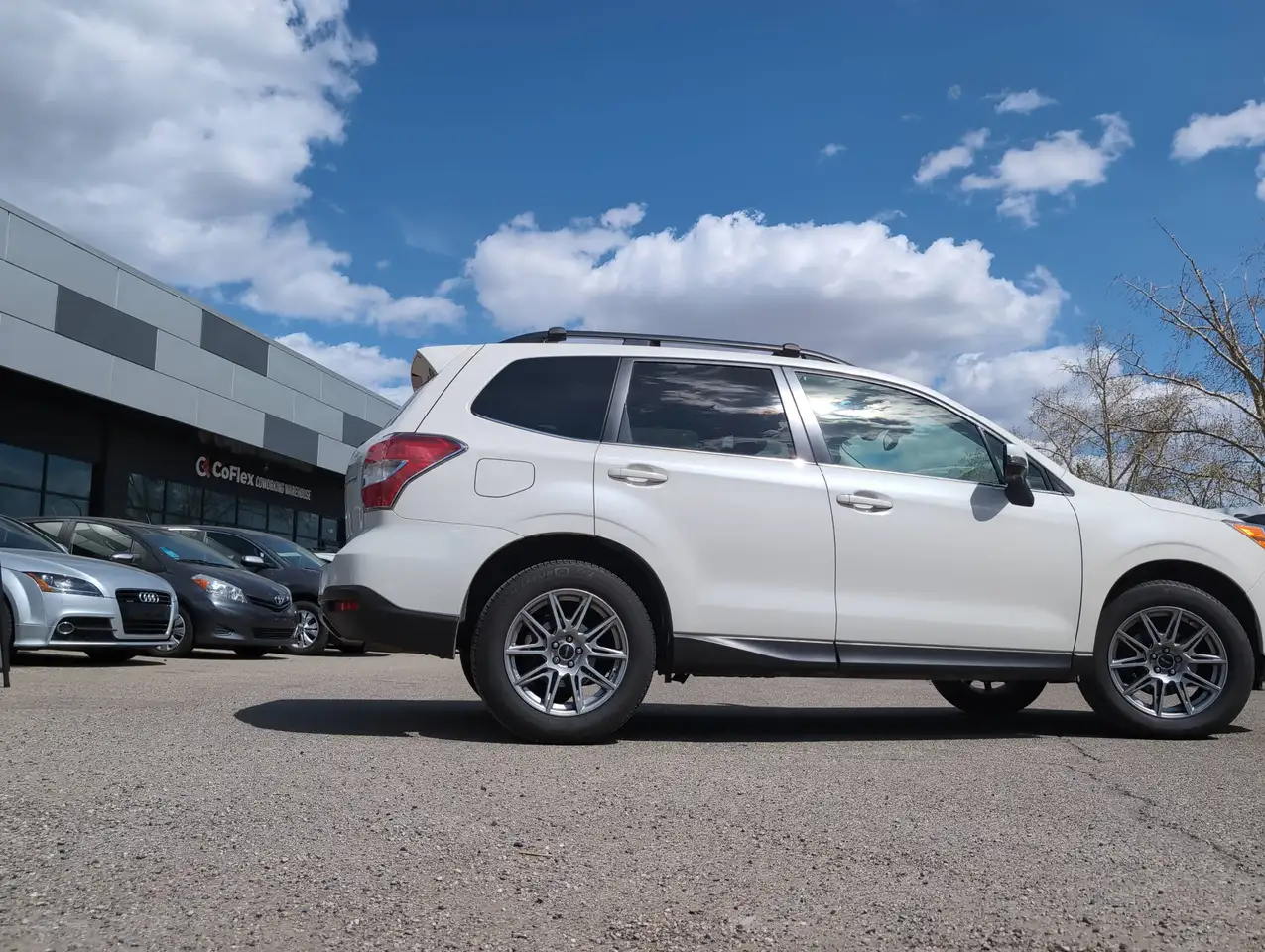 Subaru Forester photo Subaru Forester