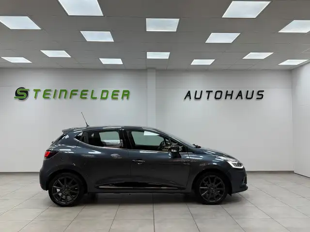 Renault Clio view 8