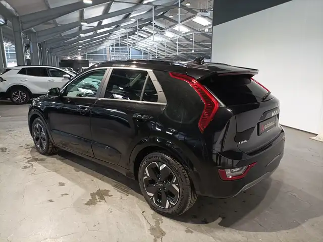 Kia E-Niro view 4